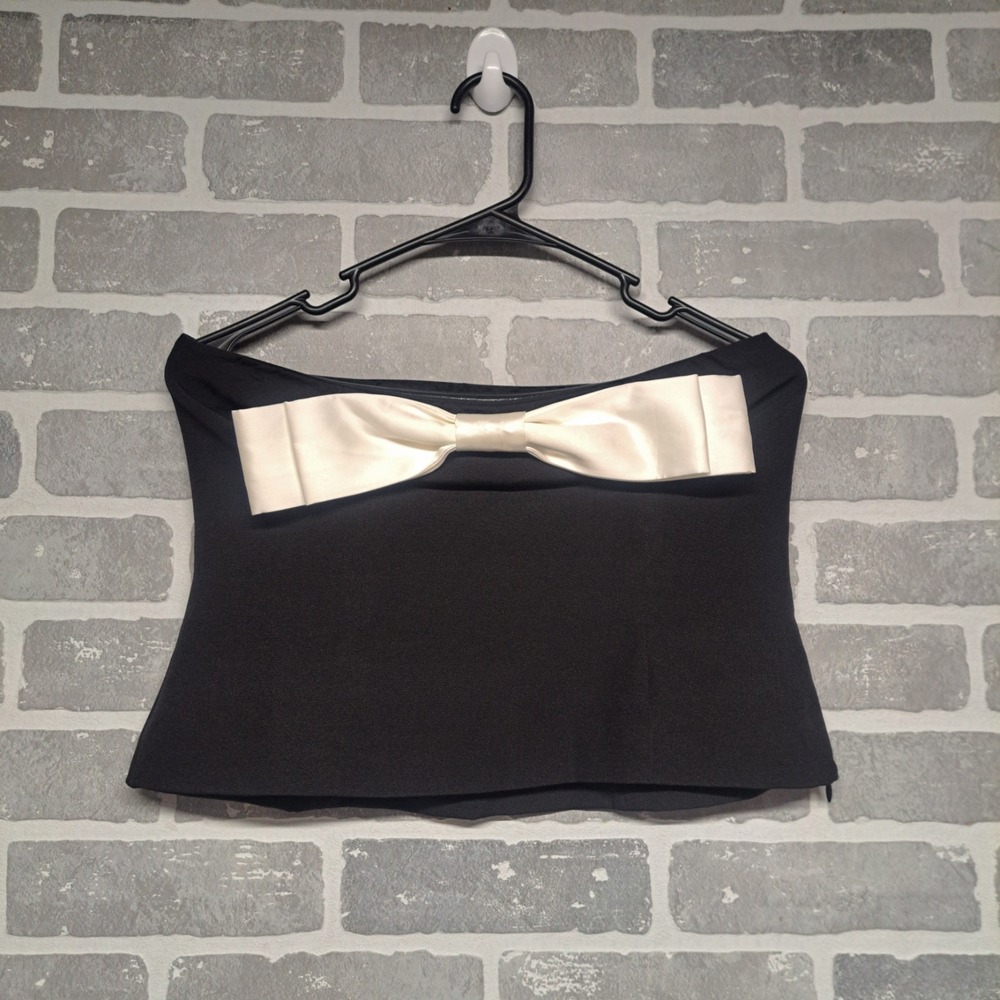 ASTR the Label Contrast Bow Strapless Womens Top Black and White Sze Medium NWOT